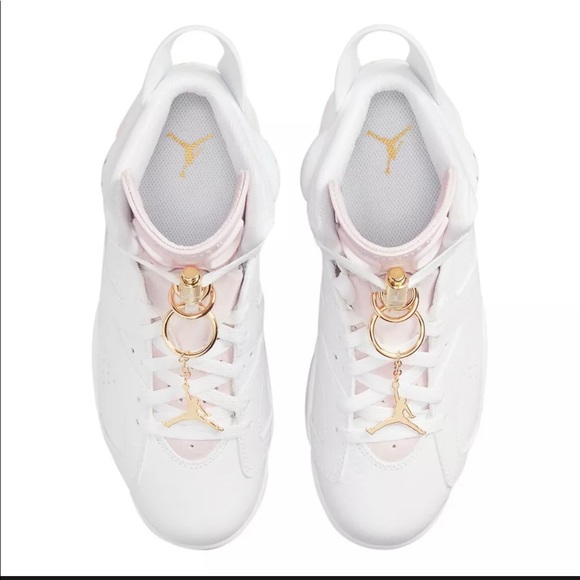 Women’s Air Jordan 6 Gold Hoop size 7.5 - Picture 9 of 10